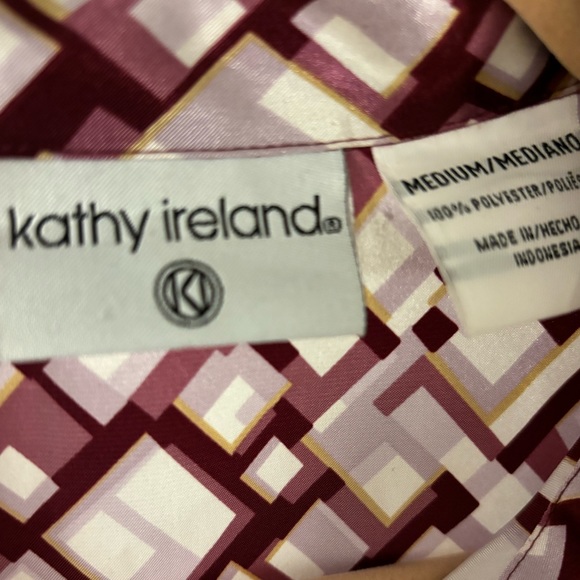 Magenta and Silver Square Pattern Print Kathy Ireland Blouse Size M - Picture 4 of 4
